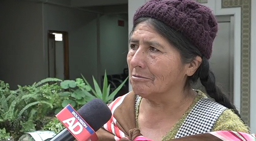 Doña Rosalía perdió sus documentos en un micro