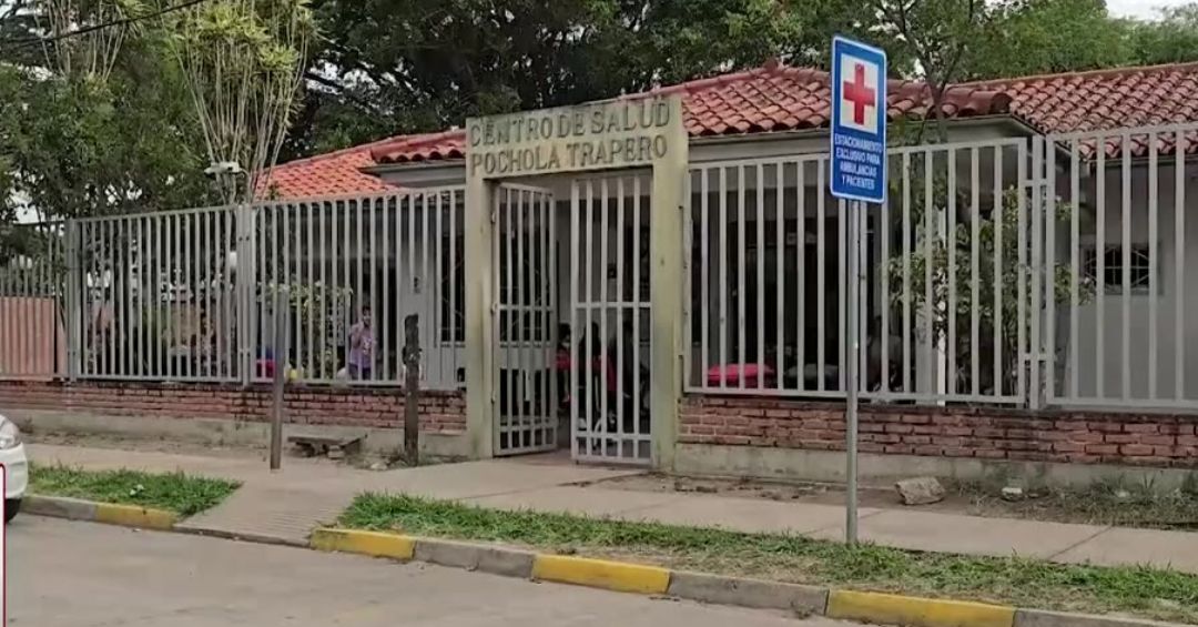 Un taxista fue asaltado y apuñalado por una adolescente