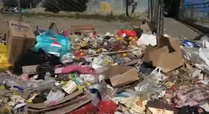 El Alto: la basura gana terreno tras 34 días de conflictos y acumulación de desechos